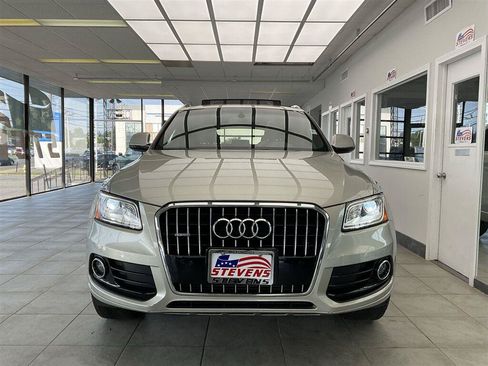 Used 2016 Audi Q5 2.0T Premium Plus w/ Technology Package AWD/4WD image 2