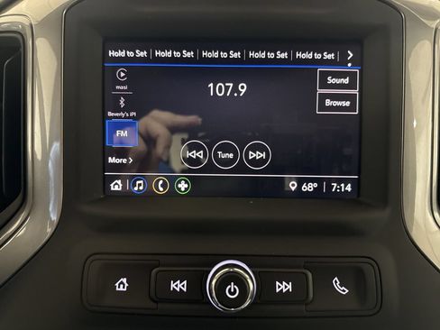 Used 2024 GMC Sierra 2500 Pro AWD/4WD image 14