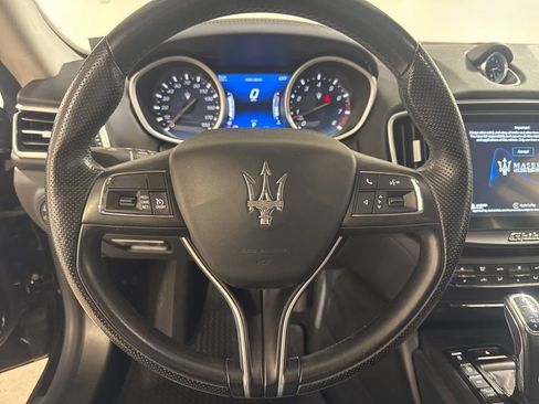 Used 2020 Maserati Ghibli S Q4 AWD/4WD image 11