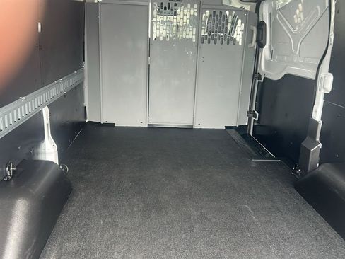Used 2019 Ford Transit 150 130 Low Roof RWD image 9