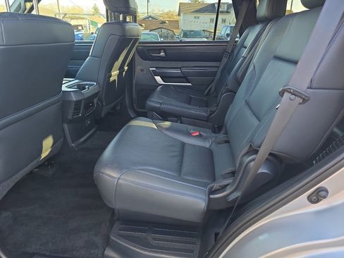 Used 2024 Toyota Sequoia image 20
