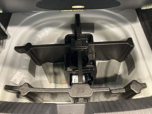 Used 2019 Volkswagen Jetta S w/ Driver Assistance Package image 27