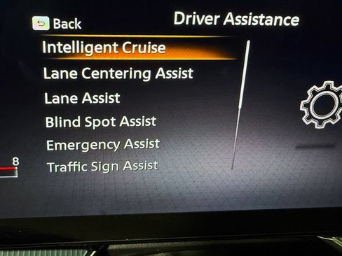 Certified 2025 Nissan Murano Platinum w/ Cargo Package AWD/4WD image 31