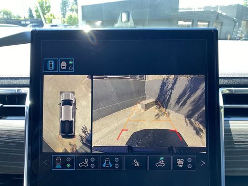 Used 2026 GMC Sierra EV Denali AWD/4WD image 24