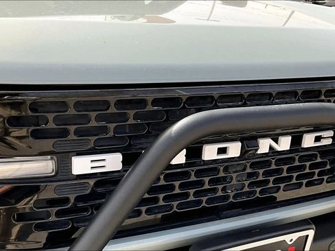 Certified 2023 Ford Bronco Wildtrak image 30