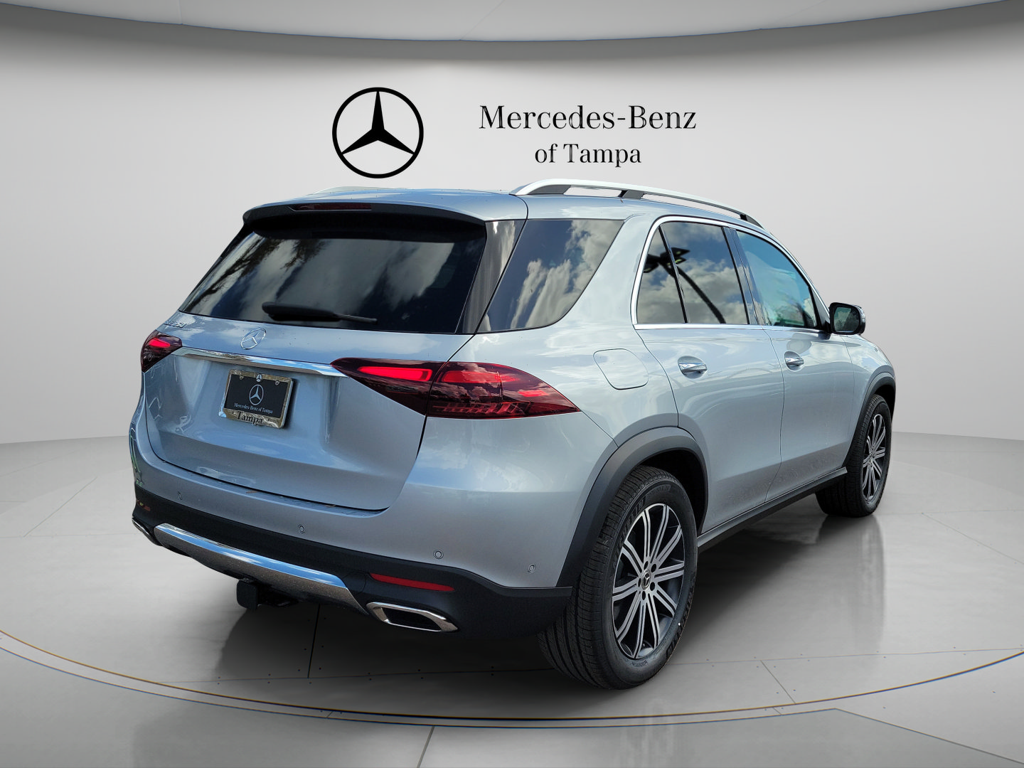 Certified 2026 Mercedes-Benz GLE 350 4MATIC image 4