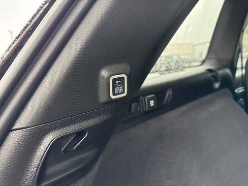 New 2025 Jeep Grand Cherokee Overland image 18