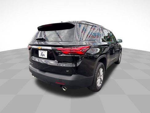 Used 2023 Chevrolet Traverse LT w/ LPO, Cargo Package AWD/4WD image 8