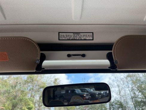 Used 1999 Jeep Wrangler Sahara image 25