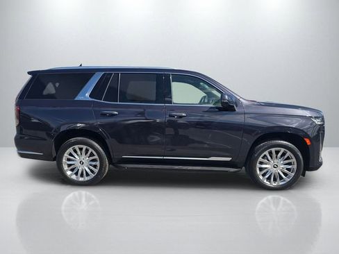 Used 2023 Cadillac Escalade Premium Luxury image 4