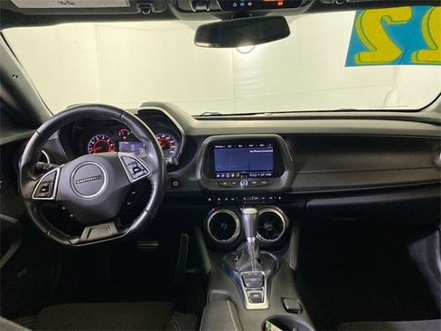 Used 2022 Chevrolet Camaro LT w/ RS Package image 10
