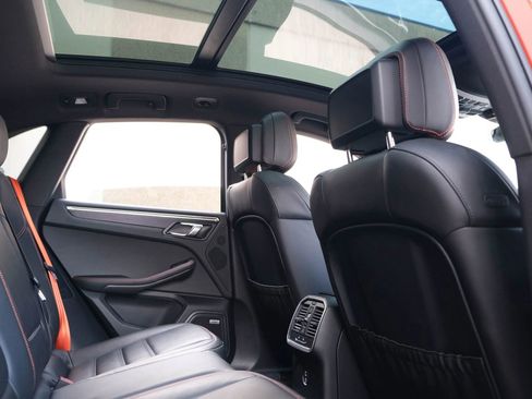 Used 2022 Porsche Macan GTS image 32