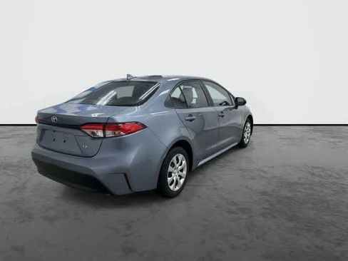 Used 2024 Toyota Corolla LE FWD image 3