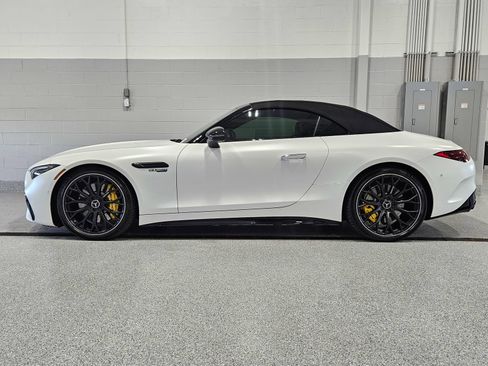 Certified 2022 Mercedes-Benz SL 63 AMG 4MATIC image 7