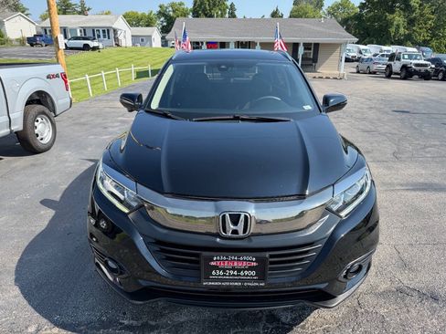 Used 2022 Honda HR-V EX image 3