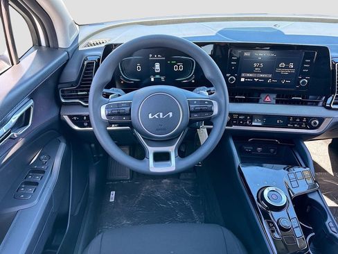 Certified 2025 Kia Sportage LX AWD/4WD image 21