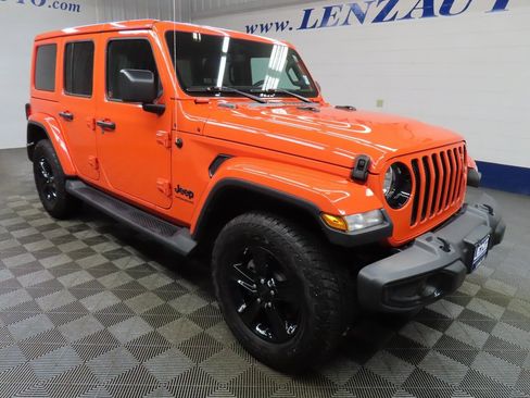 Used 2023 Jeep Wrangler Unlimited Sahara image 3