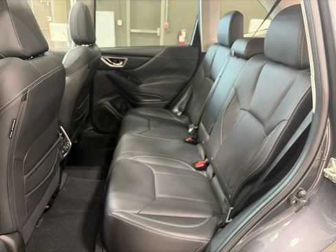 Used 2021 Subaru Forester Touring AWD/4WD image 15