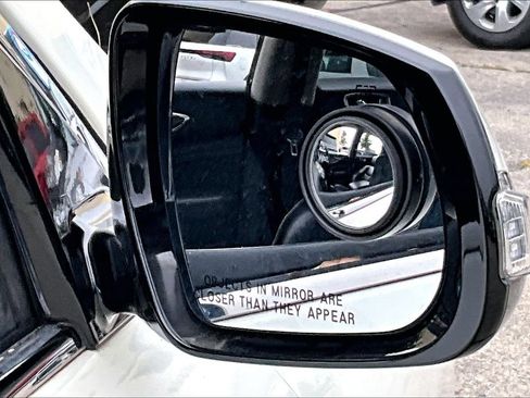 Used 2016 INFINITI QX60 Luxe w/ Premium Package AWD/4WD image 23