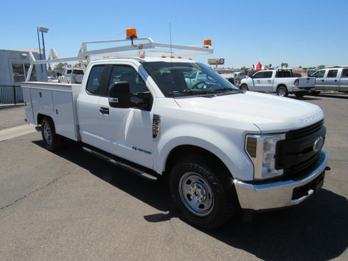 Used 2019 Ford F350 XL w/ XL Value Package RWD image 4