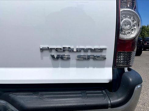 Used 2010 Toyota Tacoma PreRunner RWD image 9