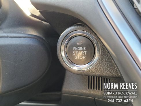 Used 2024 Subaru Crosstrek 2.0i Premium image 15