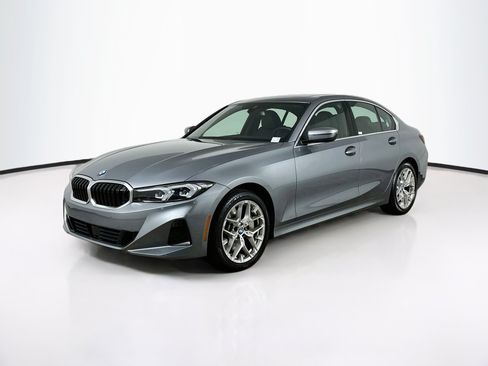 Used 2026 BMW 330i Sedan RWD image 3