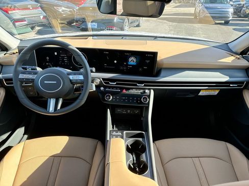 New 2025 Hyundai Sonata Limited FWD image 11