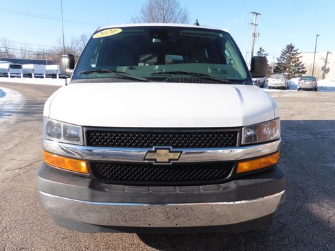 Used 2020 Chevrolet Express 3500 LT w/ LT Preferred Equipment Group image 16