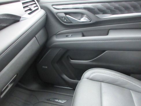 Certified 2024 GMC Yukon Denali w/ LPO, Floor Liner Package image 36