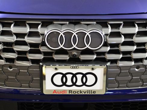 New 2025 Audi Q5 Premium Plus image 16