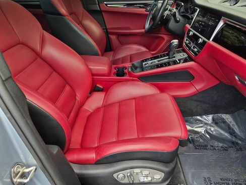 Used 2022 Porsche Macan GTS AWD/4WD image 21