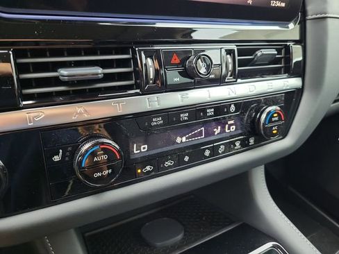 New 2026 Nissan Pathfinder SL AWD/4WD image 29
