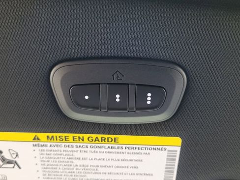 New 2026 Chrysler Pacifica Select image 28