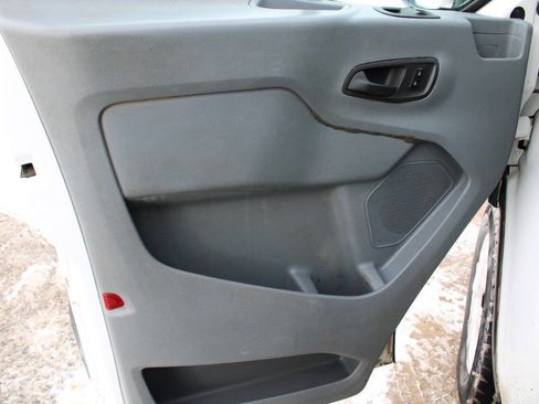 Used 2015 Ford Transit 250 250 3dr SWB Low Roof Cargo Van w/ Exterior Upgrade Package image 7