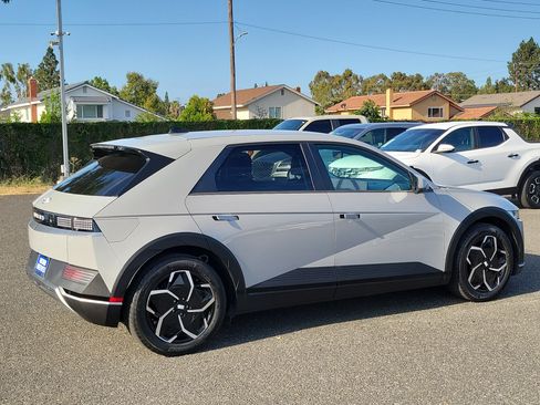 Certified 2024 Hyundai Ioniq 5 SEL RWD image 2