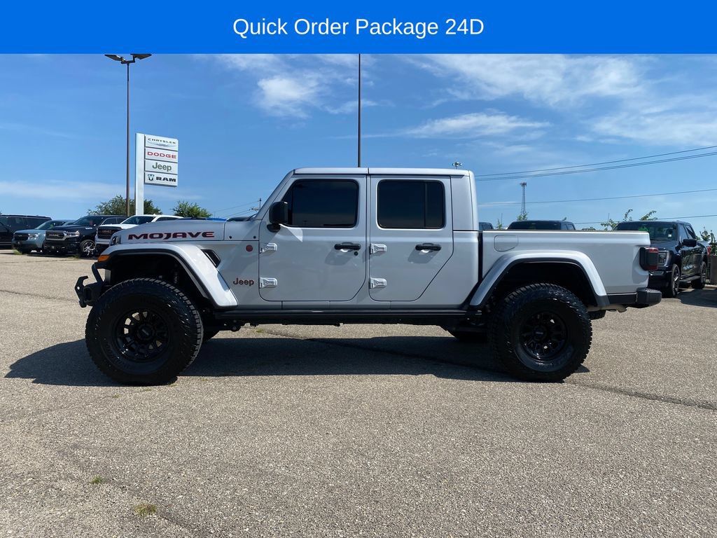 Used 2022 Jeep Gladiator Mojave w/ LED Lighting Group AWD/4WD image 3