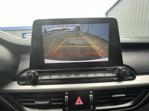 Used 2020 Kia Forte LXS FWD image 30