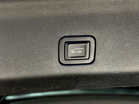 Certified 2022 GMC Yukon SLT w/ SLT Premium Package image 27