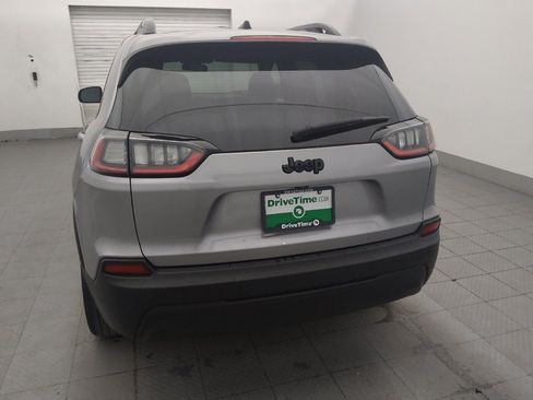 Used 2020 Jeep Cherokee Latitude Plus FWD image 6
