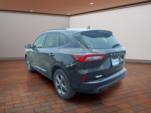 Used 2023 Ford Escape ST-Line Select AWD/4WD image 6