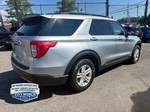 Used 2021 Ford Explorer XLT w/ Equipment Group 202A AWD/4WD image 5
