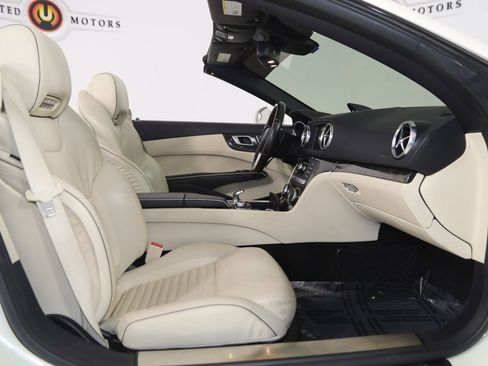 Used 2013 Mercedes-Benz SL 550 image 13