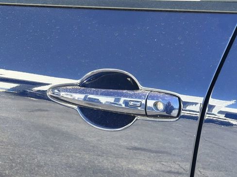 Certified 2025 Nissan Rogue SV image 26