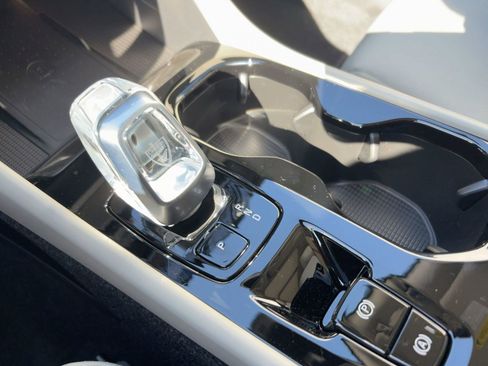 New 2026 Volvo XC40 B5 Plus w/ Protection Package Premier image 16