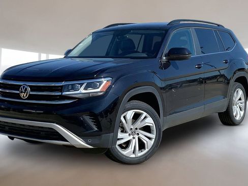 Certified 2025 Volkswagen Atlas SE AWD/4WD image 1