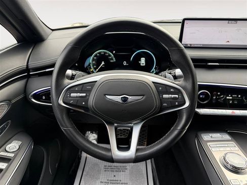 Used 2024 Genesis GV70 2.5T w/ Sport Prestige Package image 13