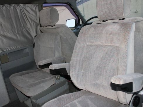 Used 1993 Volkswagen Eurovan MV FWD image 24