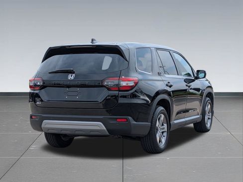 Used 2025 Honda Pilot EX-L image 5