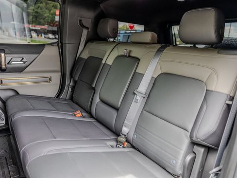 Used 2025 GMC Hummer EV 3X w/ LPO, Cargo Utility Package AWD/4WD image 17